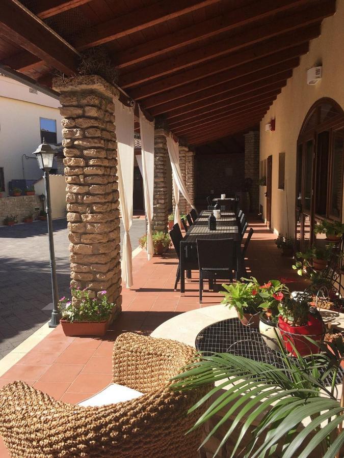 Hotel Diffuso Il Mandorlo Baressa
